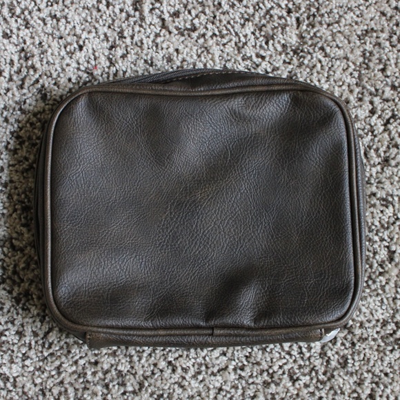 Thirty-One Organizing Zip Case - Picture 3 of 7